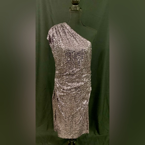 Lauren by Ralph Lauren Evening | Pastel purple sequin cocktail dress | Size: 16 - Picture 2 of 8